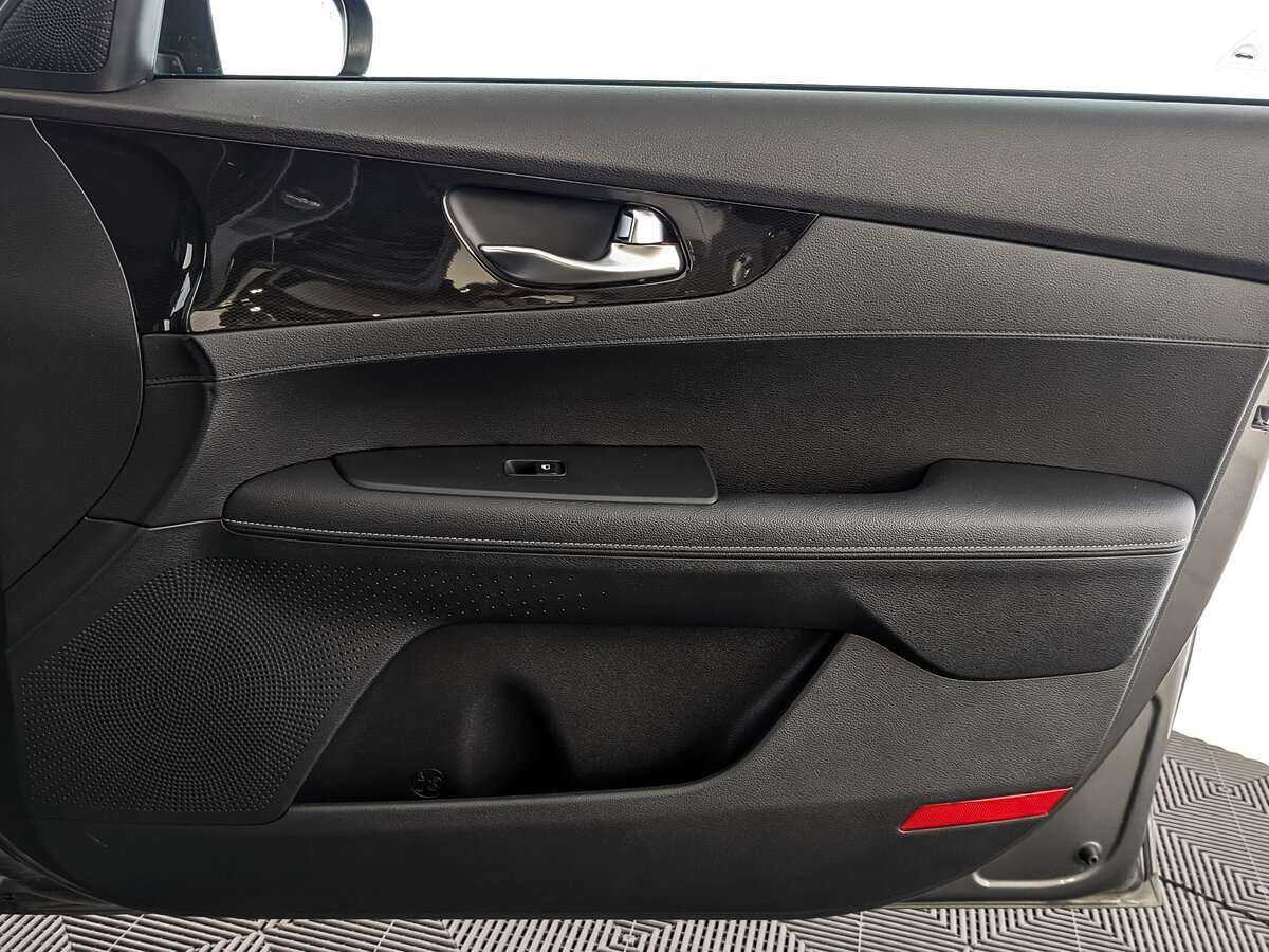 Купить Kia Cerato с пробегом. Фото: #20