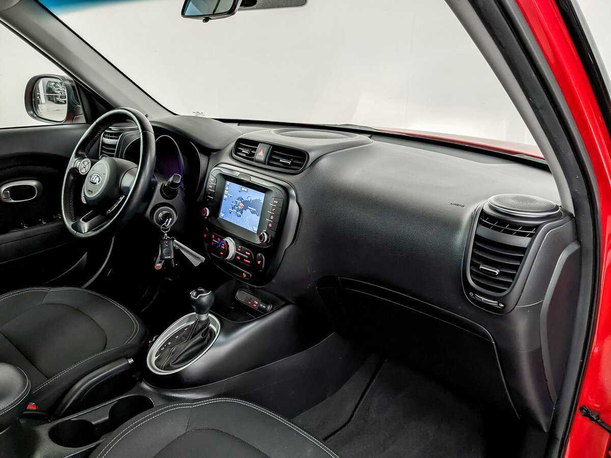 Купить Kia Soul с пробегом. Фото: #10