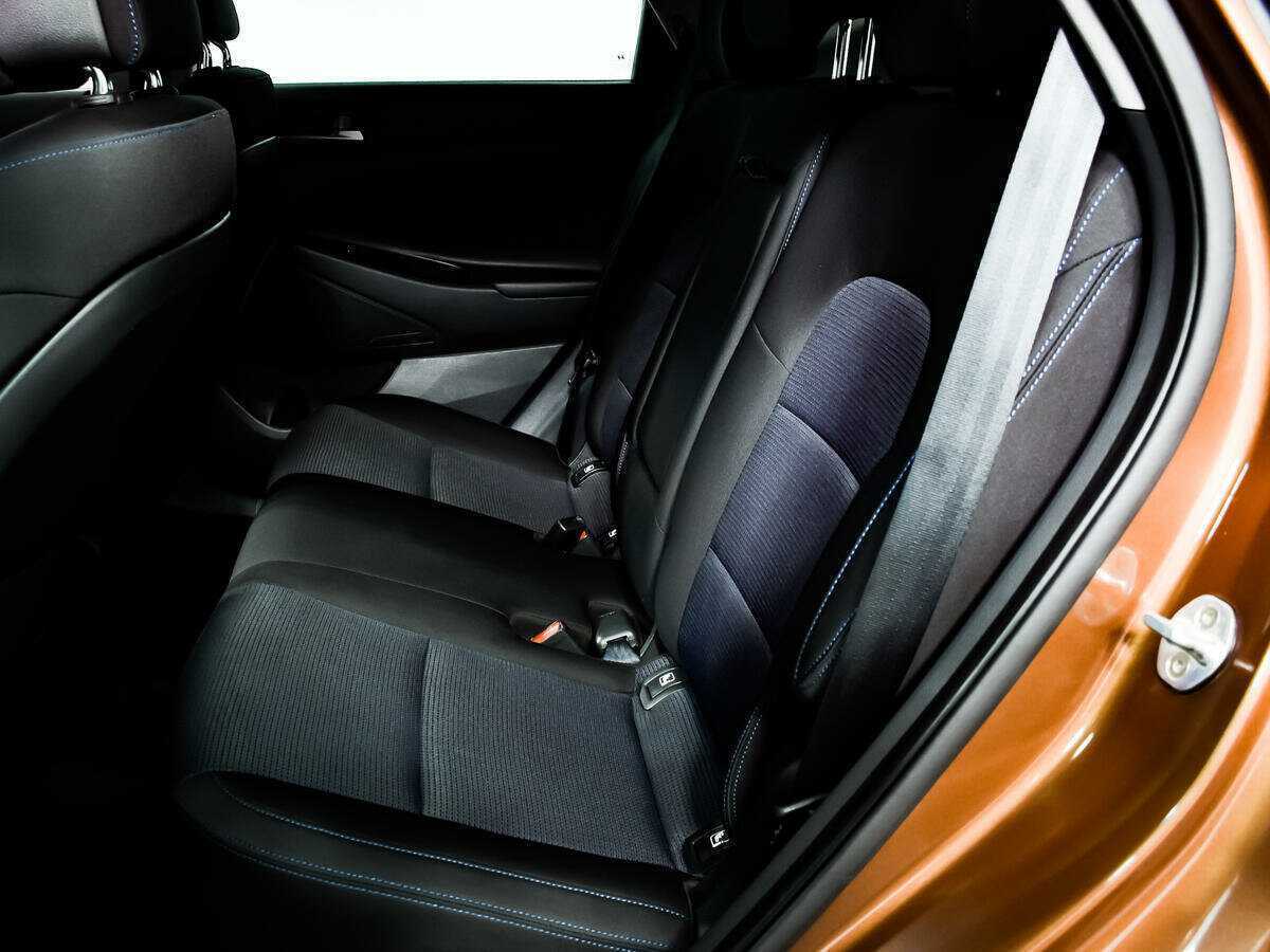 Купить Hyundai Tucson с пробегом. Фото: #11