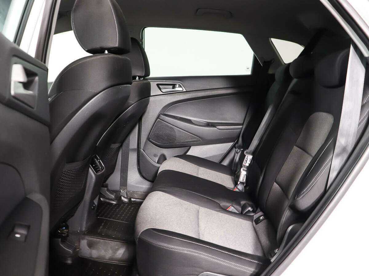 Купить Hyundai Tucson с пробегом. Фото: #9