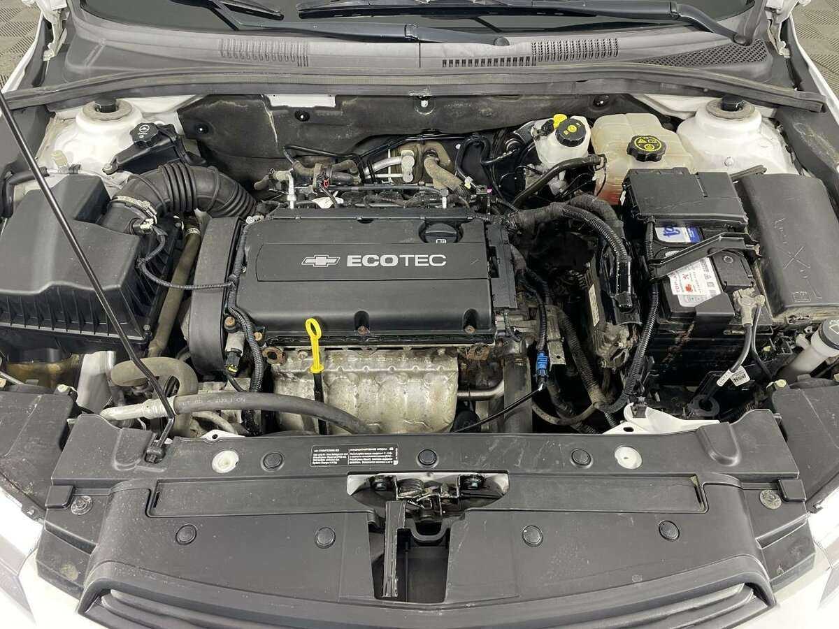 Купить Chevrolet Cruze с пробегом. Фото: #15