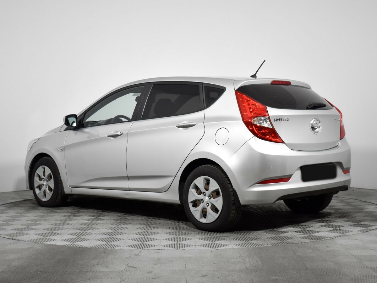 Купить Hyundai Solaris с пробегом. Фото: #6