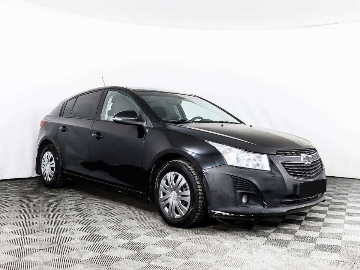 Купить Chevrolet Cruze с пробегом. Фото: #2