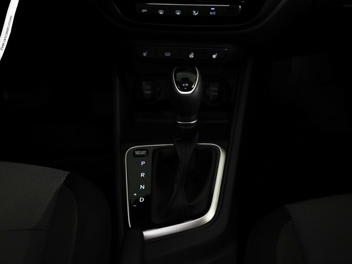 Купить Hyundai Solaris с пробегом. Фото: #17