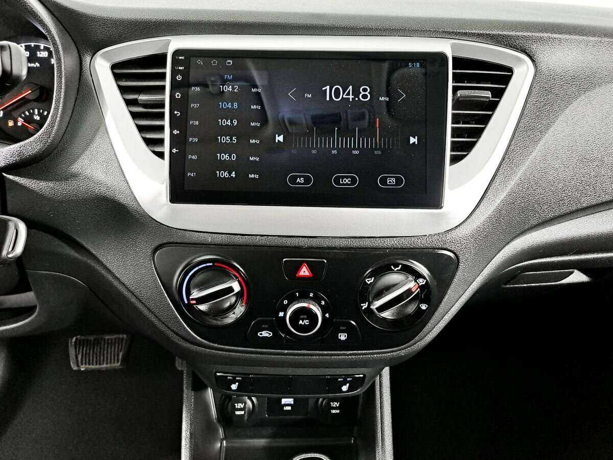 Купить Hyundai Solaris с пробегом. Фото: #10