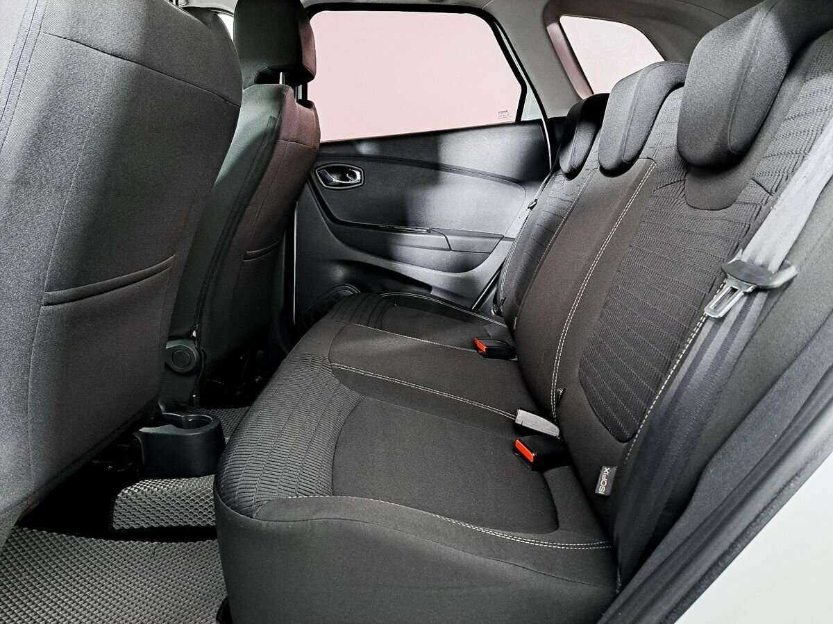 Купить Renault Kaptur с пробегом. Фото: #7