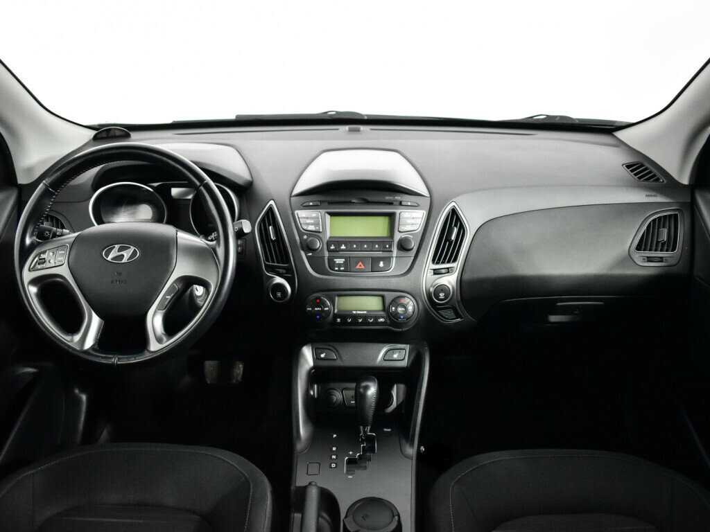 Купить Hyundai ix35 с пробегом. Фото: #11