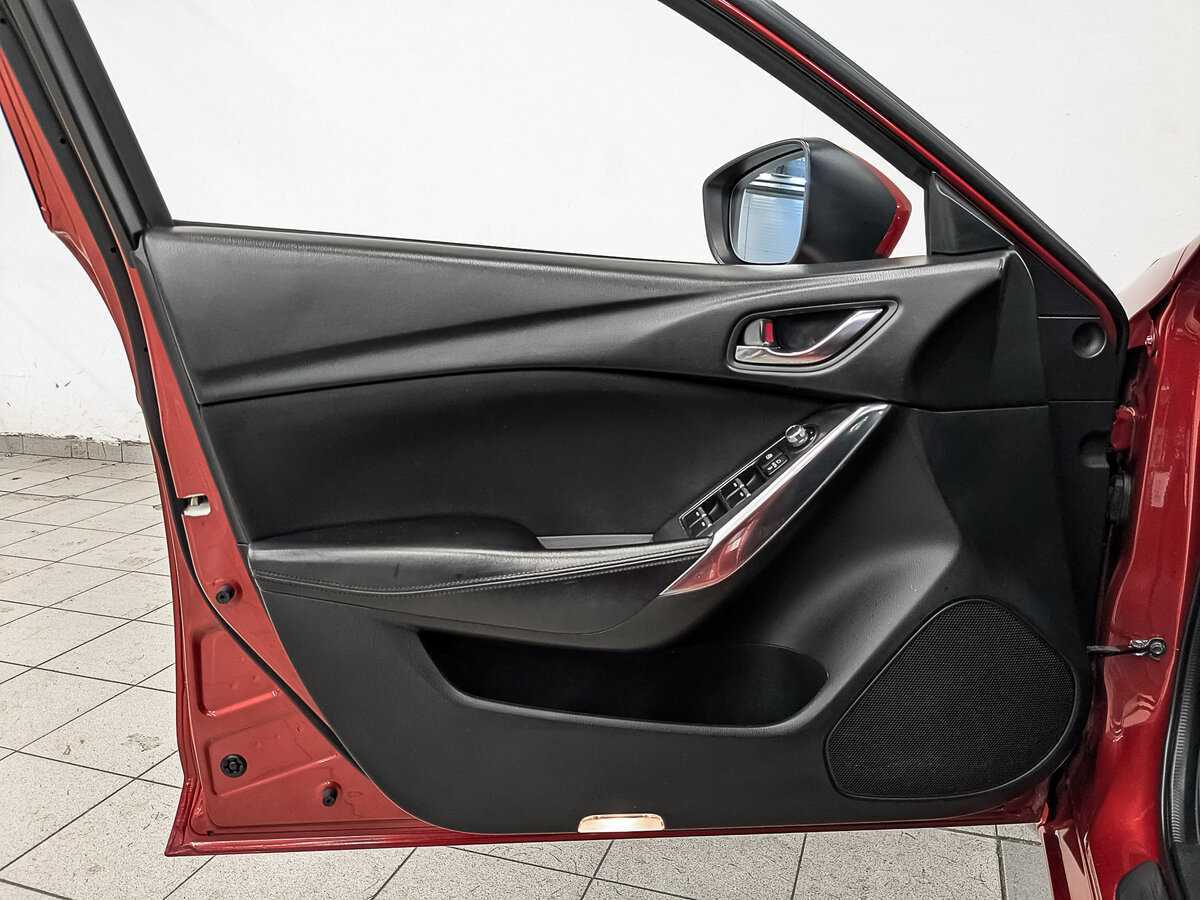Купить Mazda 6 с пробегом. Фото: #16