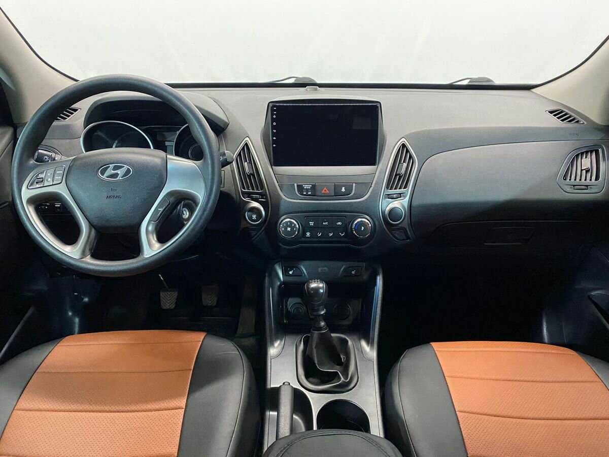 Купить Hyundai ix35 с пробегом. Фото: #8