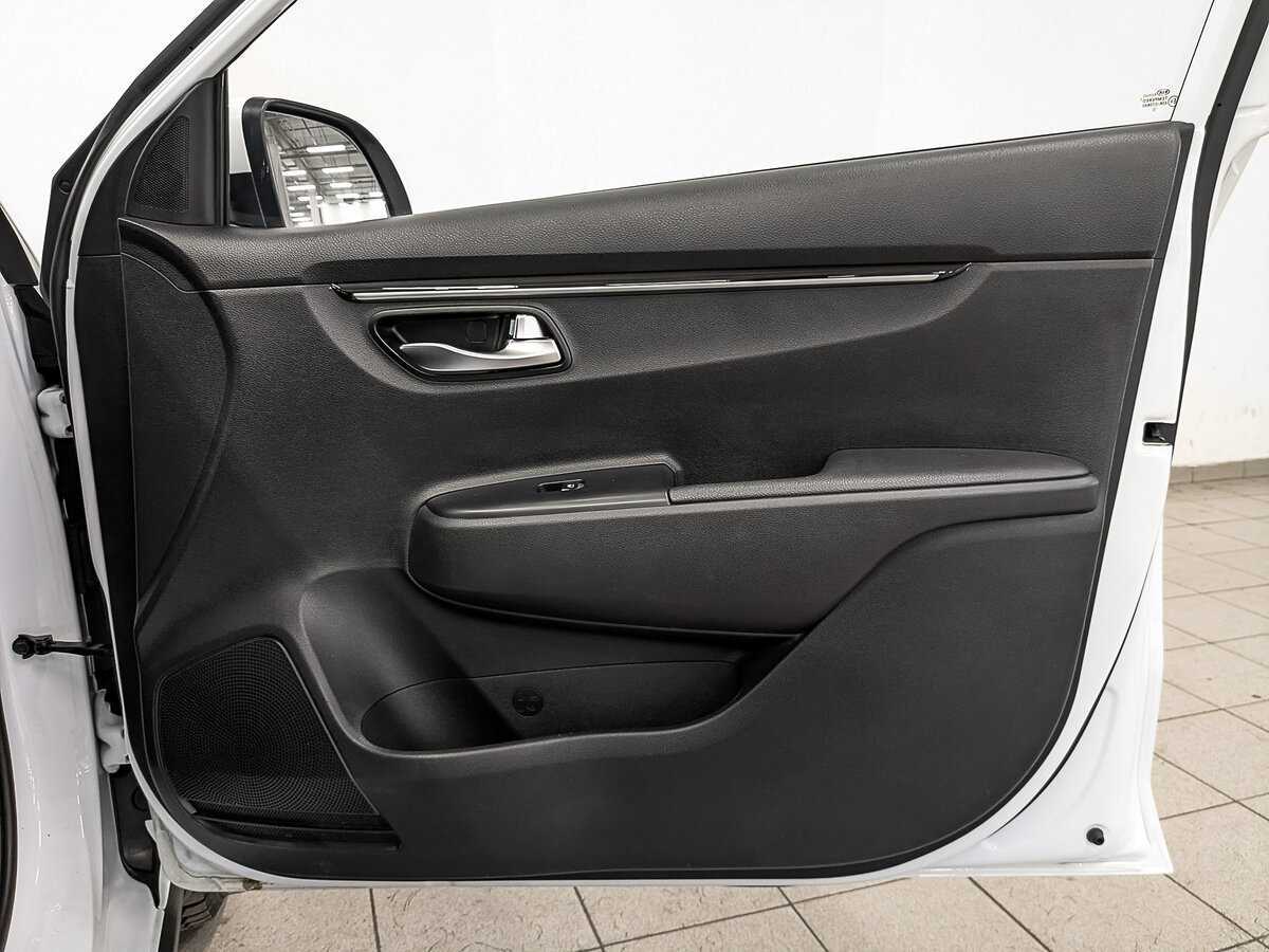 Купить Kia Rio с пробегом. Фото: #24