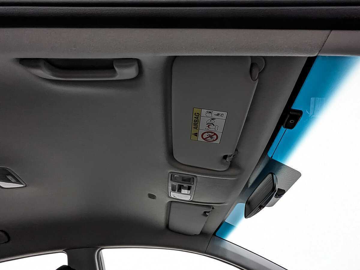 Купить Hyundai Solaris с пробегом. Фото: #21