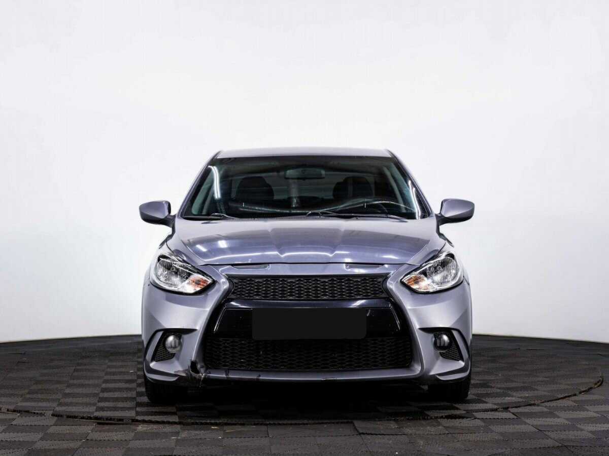 Купить Hyundai Solaris с пробегом. Фото: #1