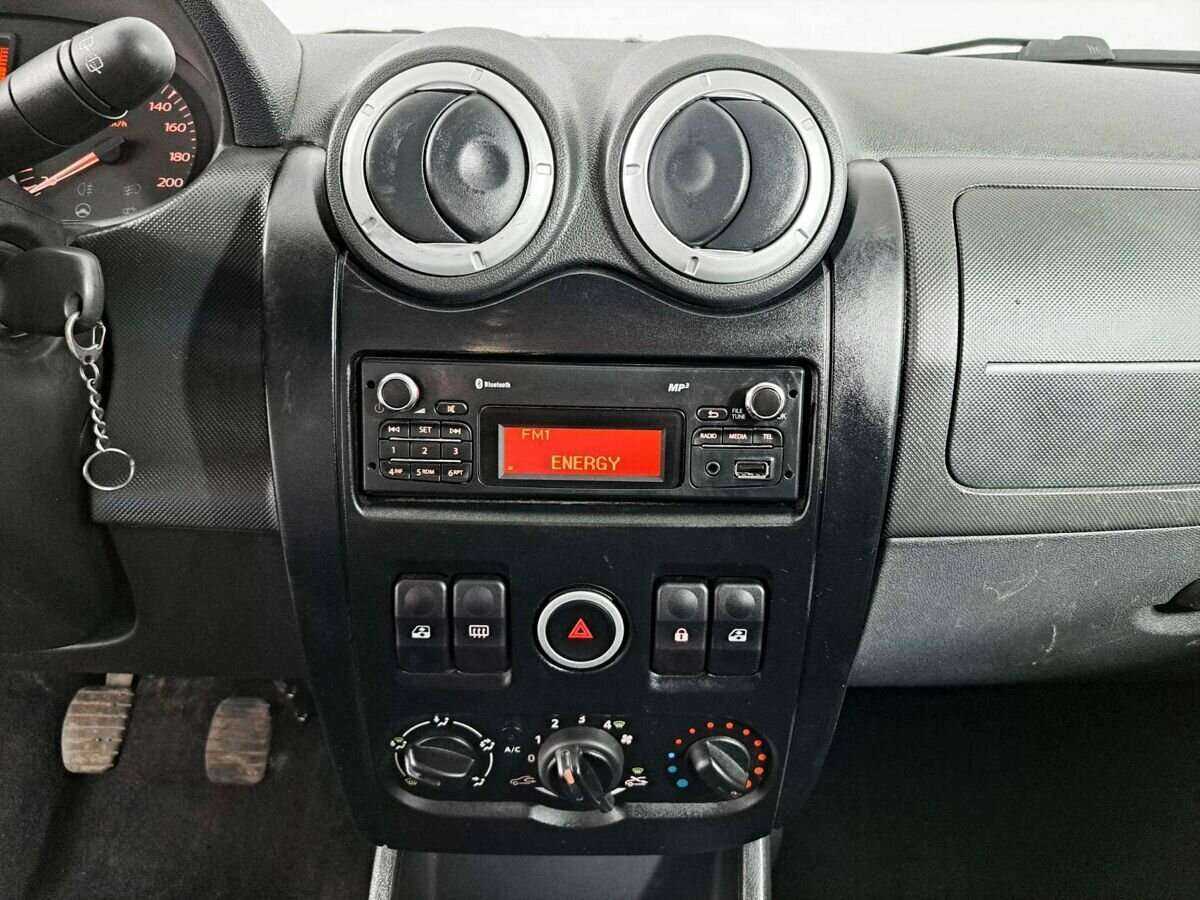 Купить Lada (ВАЗ) Largus с пробегом. Фото: #12