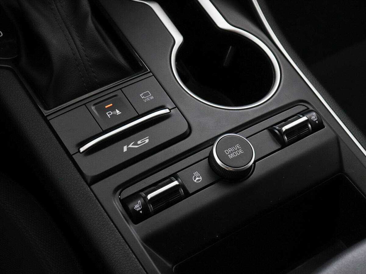 Купить Kia K5 с пробегом. Фото: #12