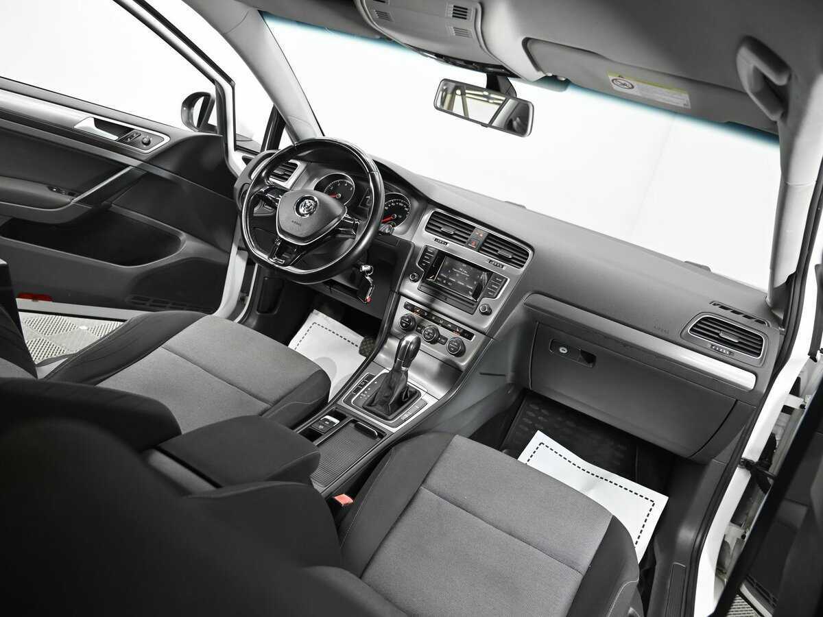 Купить Volkswagen Golf с пробегом. Фото: #12