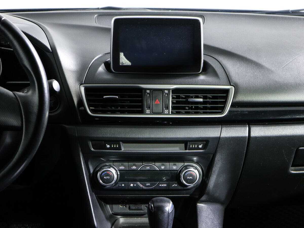 Купить Mazda 3 с пробегом. Фото: #9