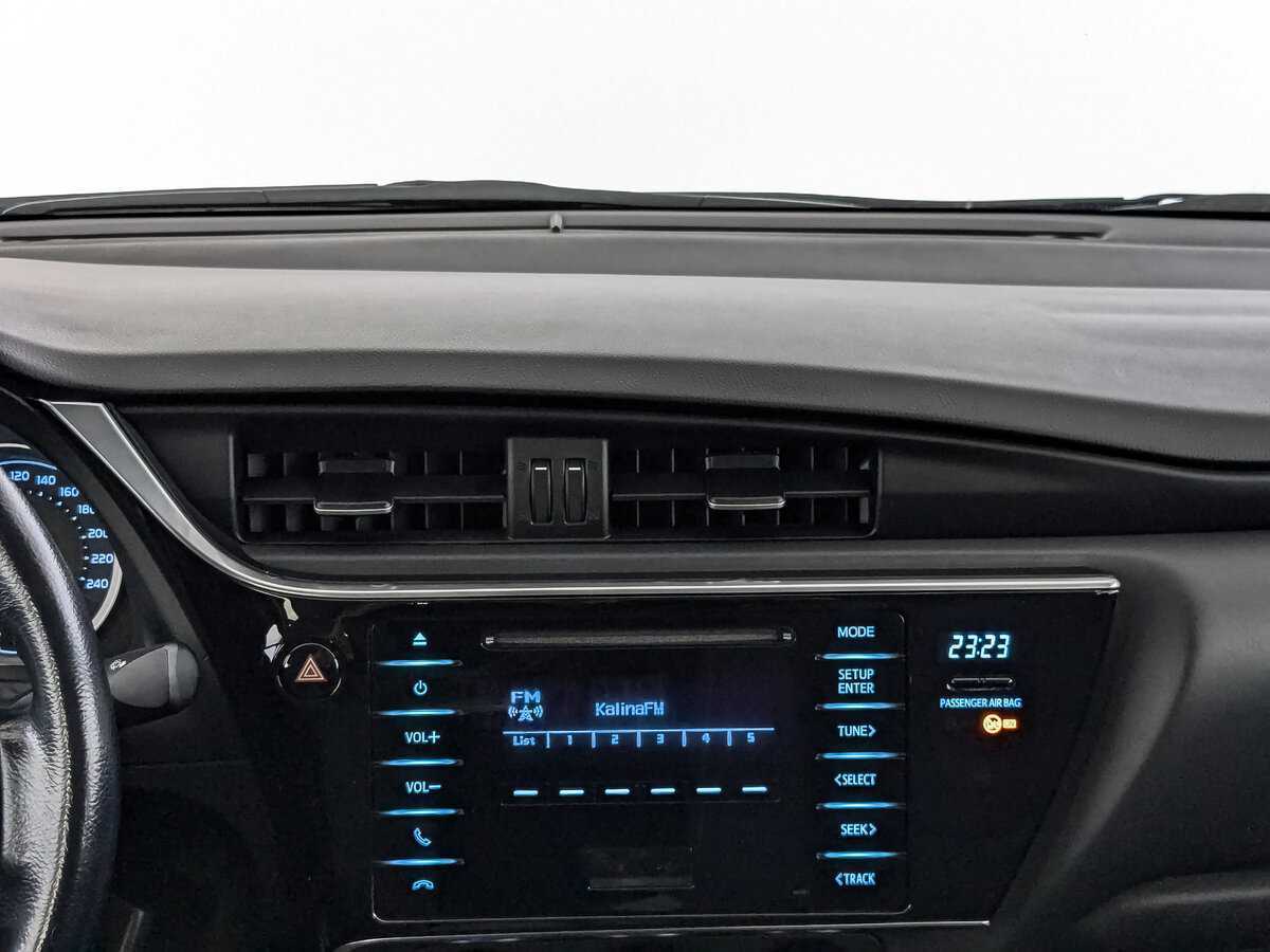 Купить Toyota Corolla с пробегом. Фото: #12