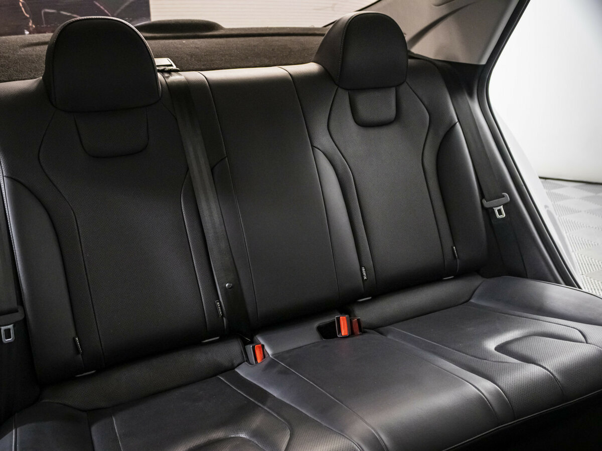 Купить Hyundai Elantra с пробегом. Фото: #12