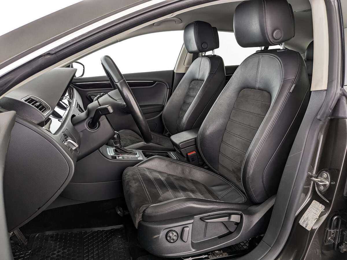 Купить Volkswagen Passat CC с пробегом. Фото: #18