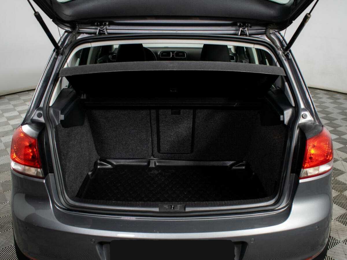 Купить Volkswagen Golf с пробегом. Фото: #11