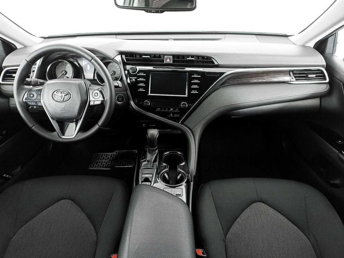 Купить Toyota Camry с пробегом. Фото: #10