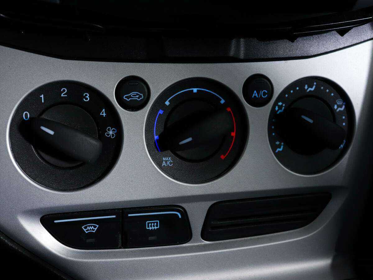 Купить Ford Focus с пробегом. Фото: #13