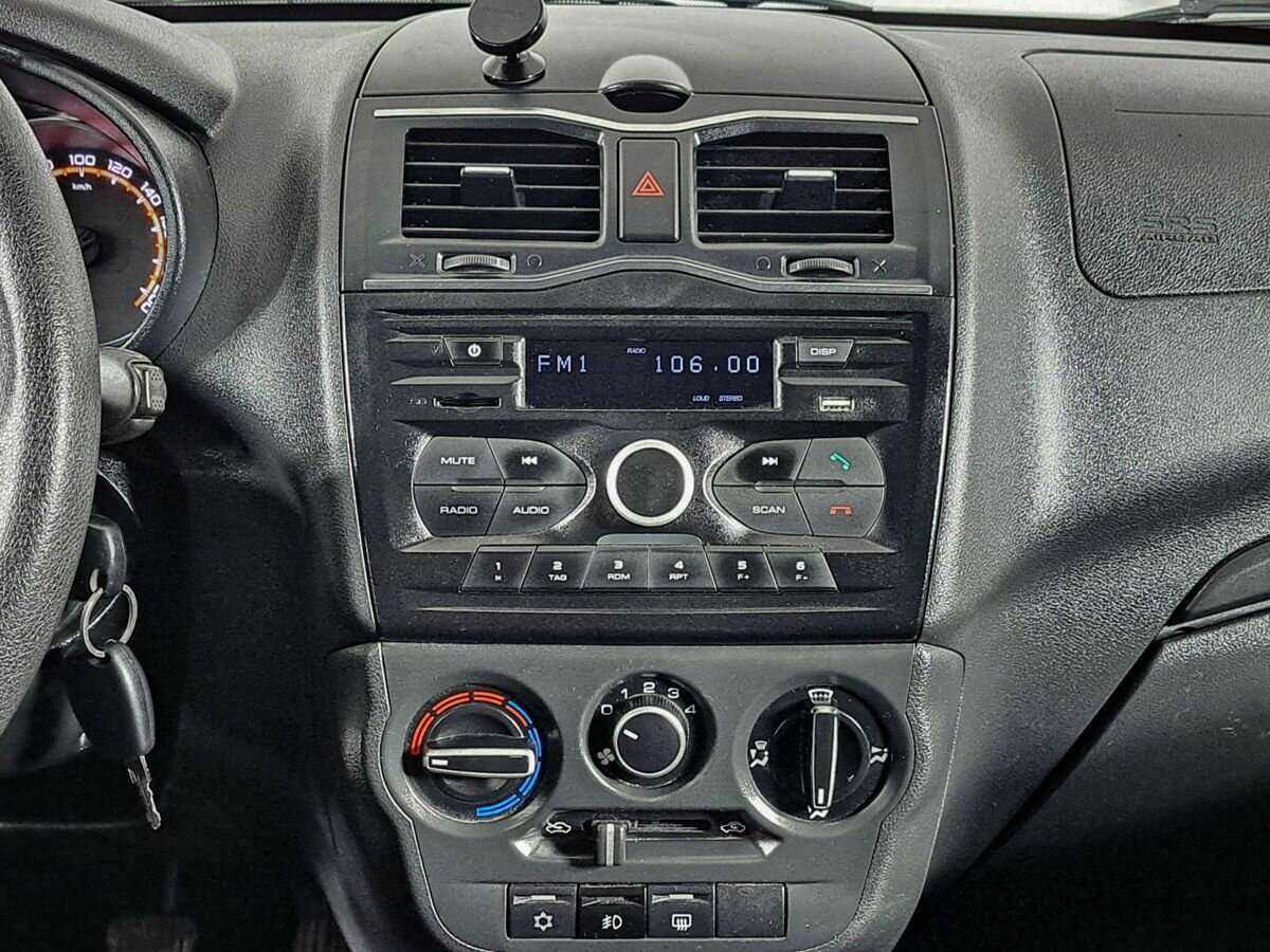 Купить Lada (ВАЗ) Granta с пробегом. Фото: #12