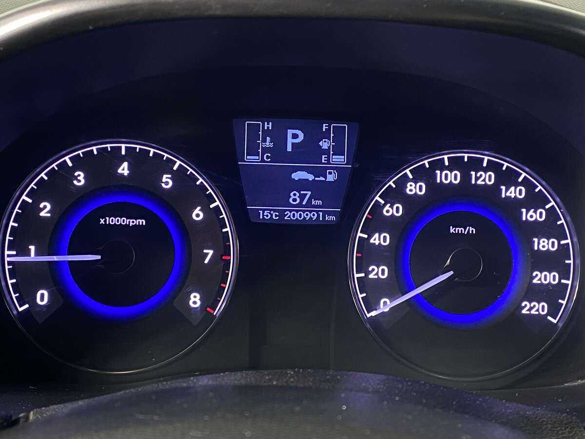 Купить Hyundai Solaris с пробегом. Фото: #14