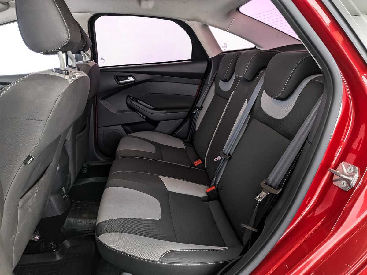 Купить Ford Focus с пробегом. Фото: #9