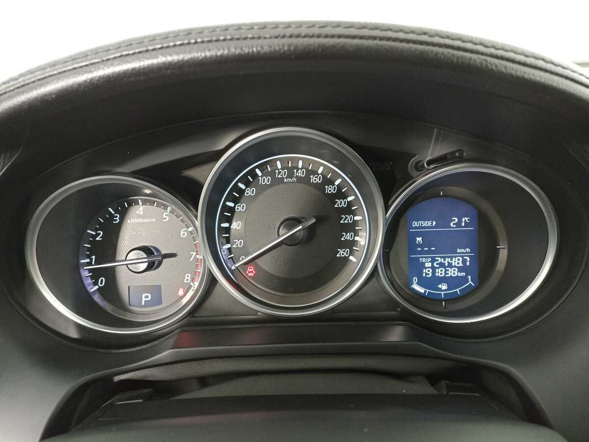 Купить Mazda 6 с пробегом. Фото: #11