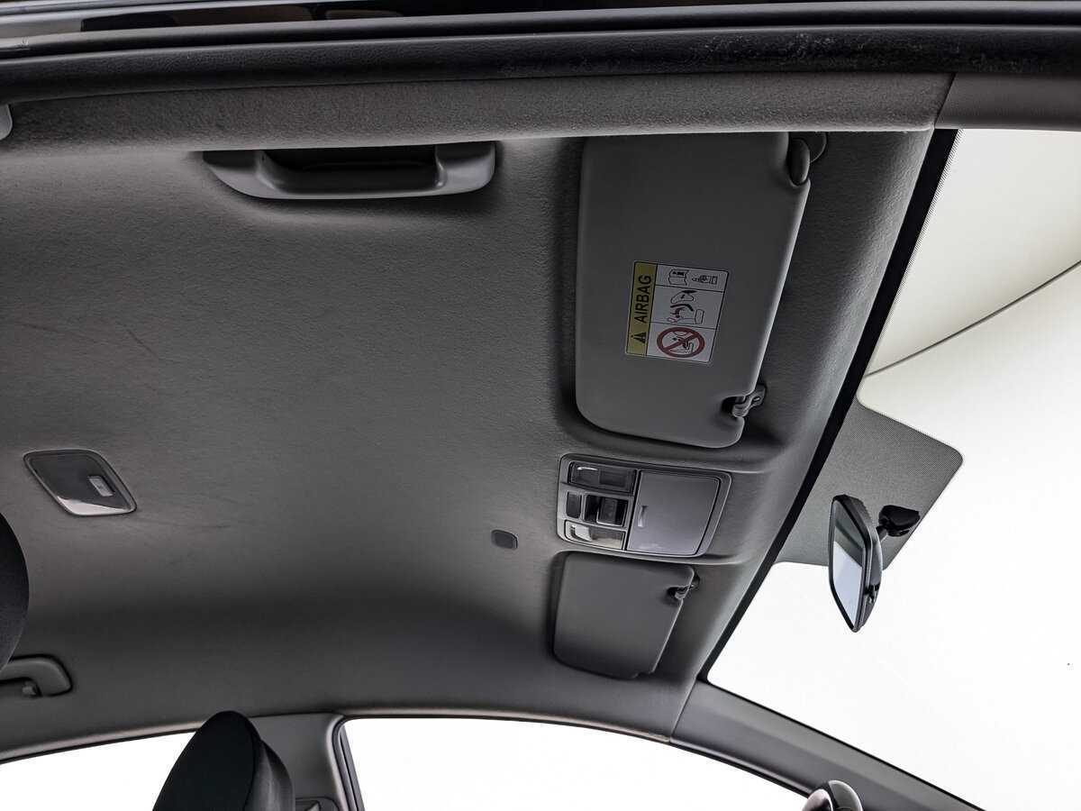 Купить Hyundai Solaris с пробегом. Фото: #18