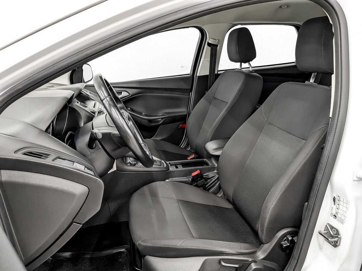 Купить Ford Focus с пробегом. Фото: #19