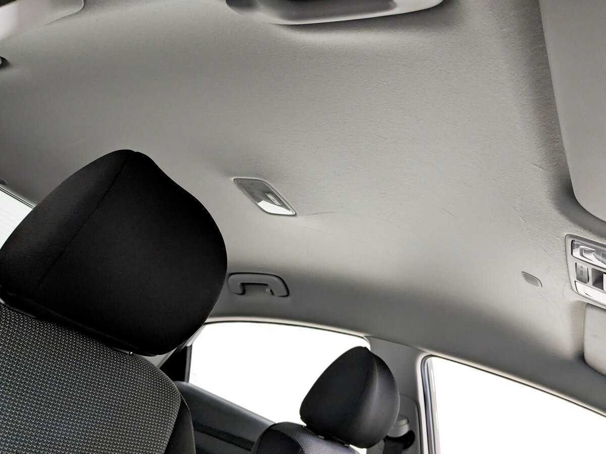 Купить Hyundai Solaris с пробегом. Фото: #21