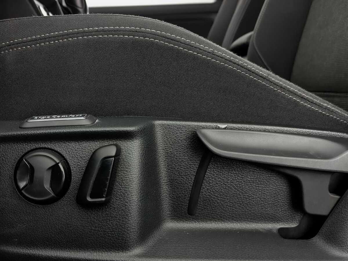 Купить Volkswagen Passat с пробегом. Фото: #21
