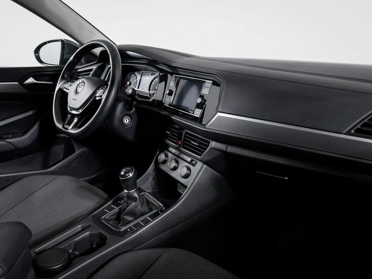 Купить Volkswagen Jetta с пробегом. Фото: #8