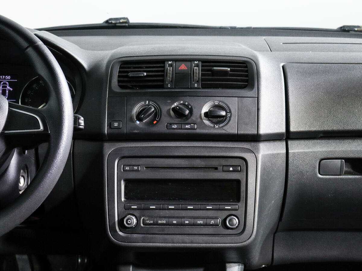 Купить Skoda Fabia с пробегом. Фото: #11