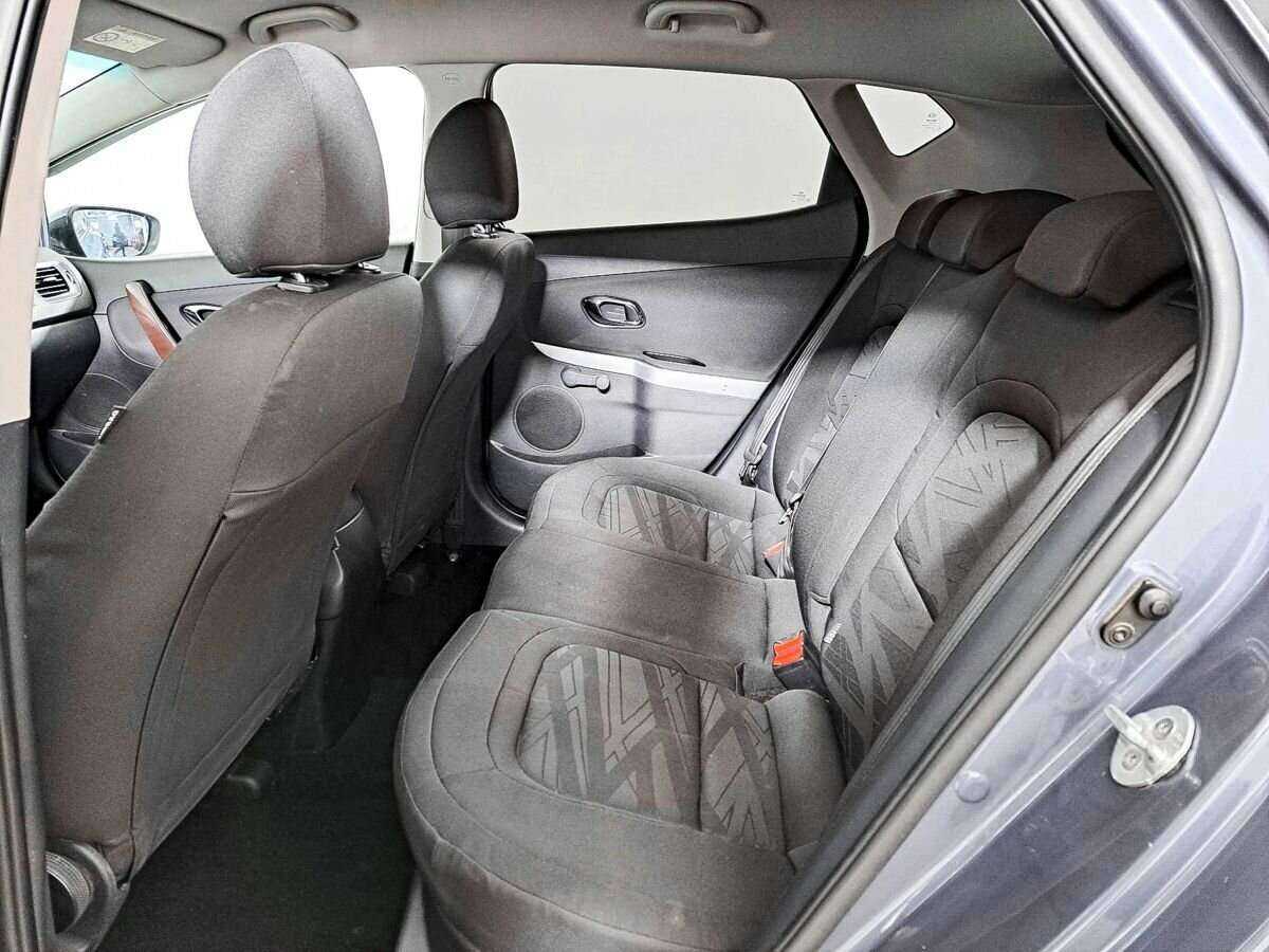 Купить Kia Ceed с пробегом. Фото: #11