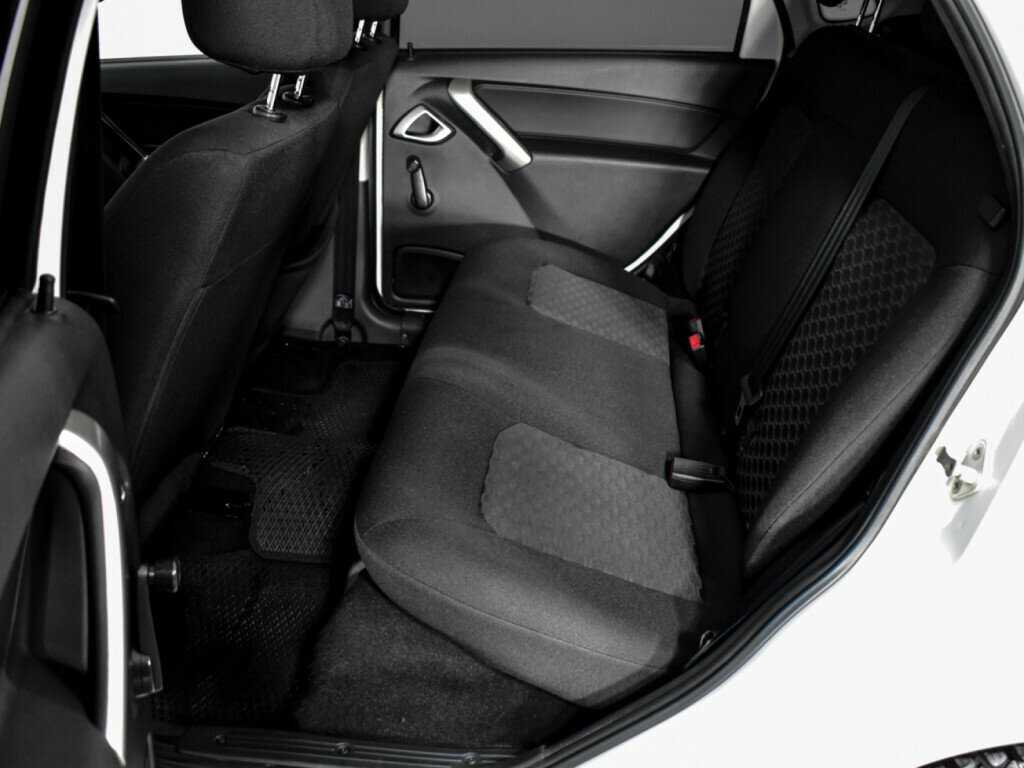 Купить Lada (ВАЗ) Granta с пробегом. Фото: #9