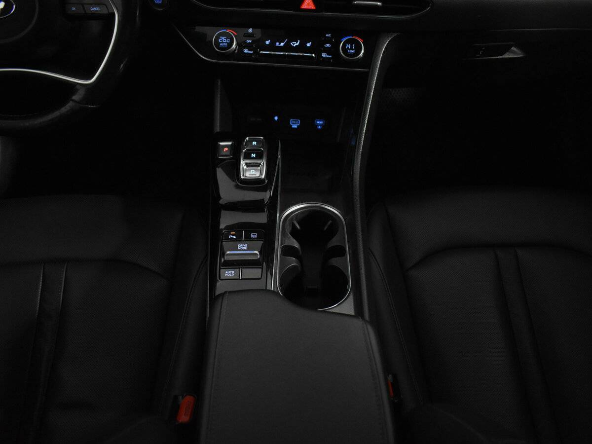 Купить Hyundai Sonata с пробегом. Фото: #11