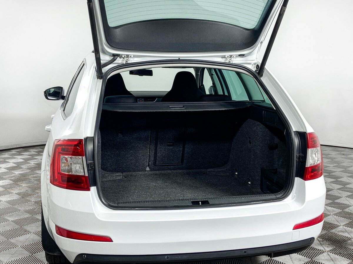 Купить Skoda Octavia с пробегом. Фото: #6