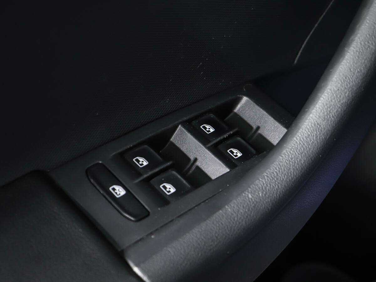 Купить Skoda Rapid с пробегом. Фото: #17