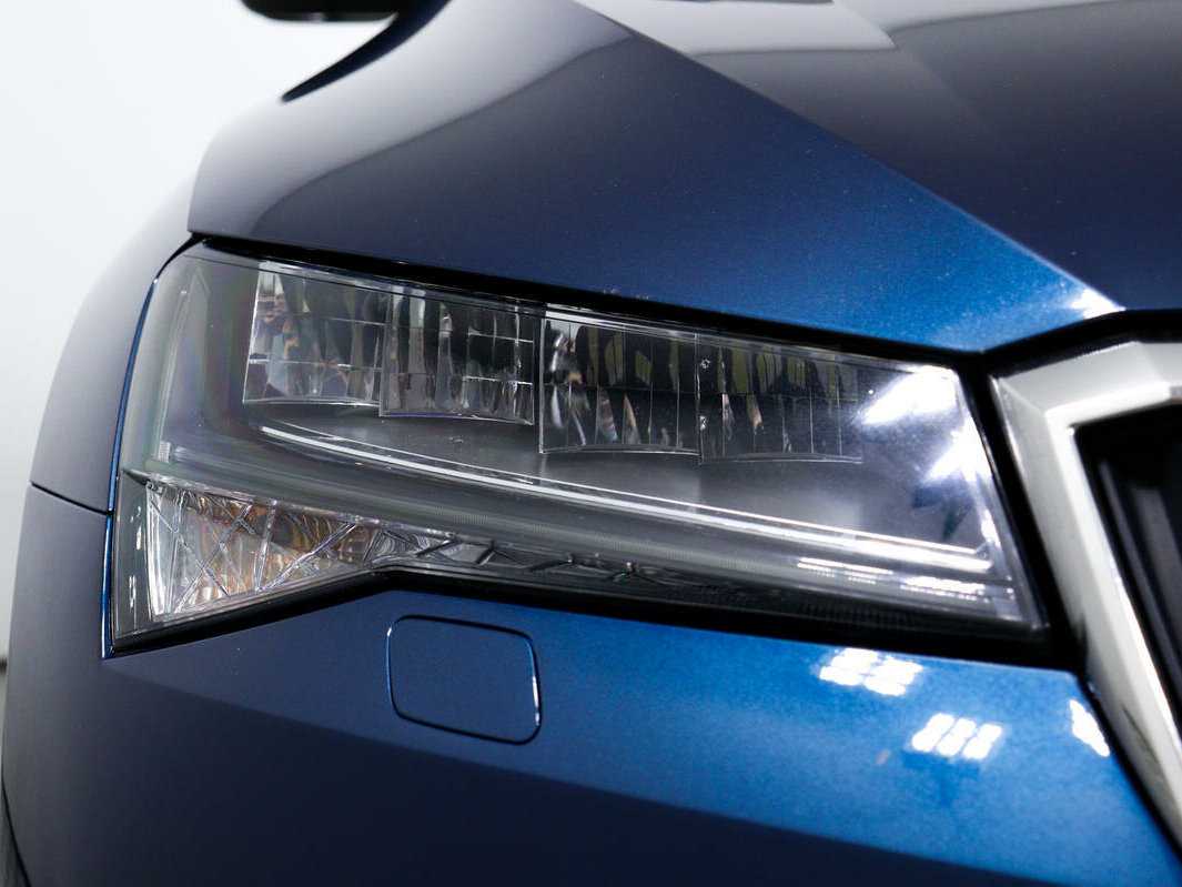 Купить Skoda Superb с пробегом. Фото: #13