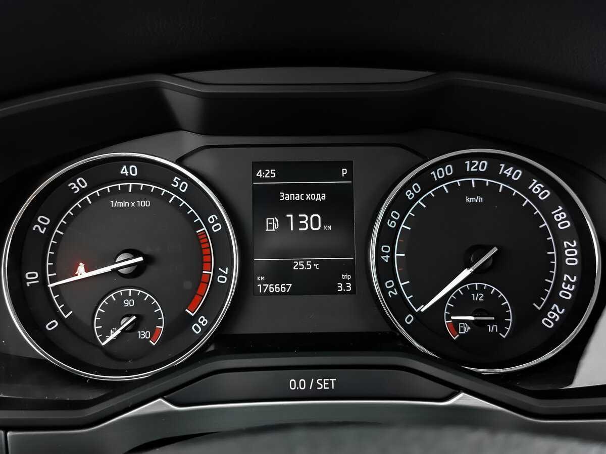 Купить Skoda Superb с пробегом. Фото: #10