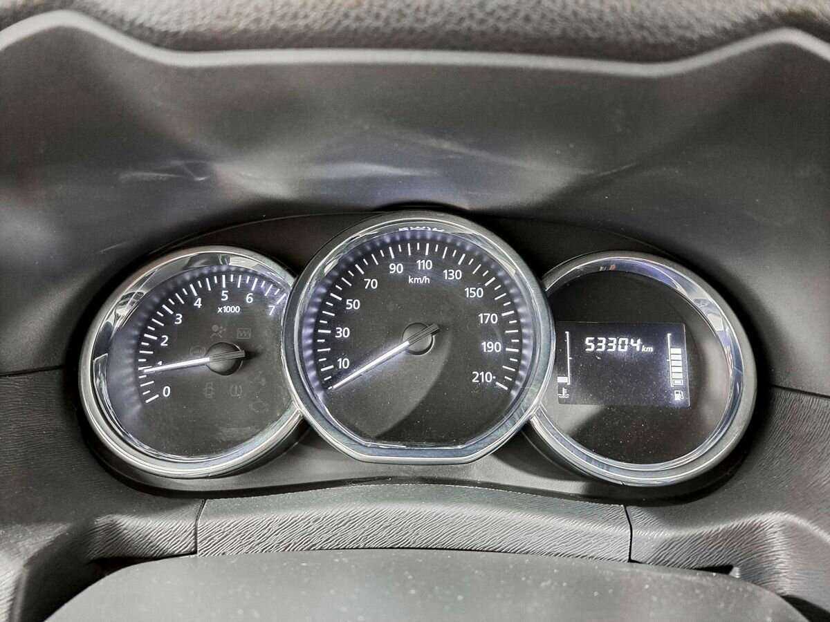 Купить Nissan Terrano с пробегом. Фото: #8