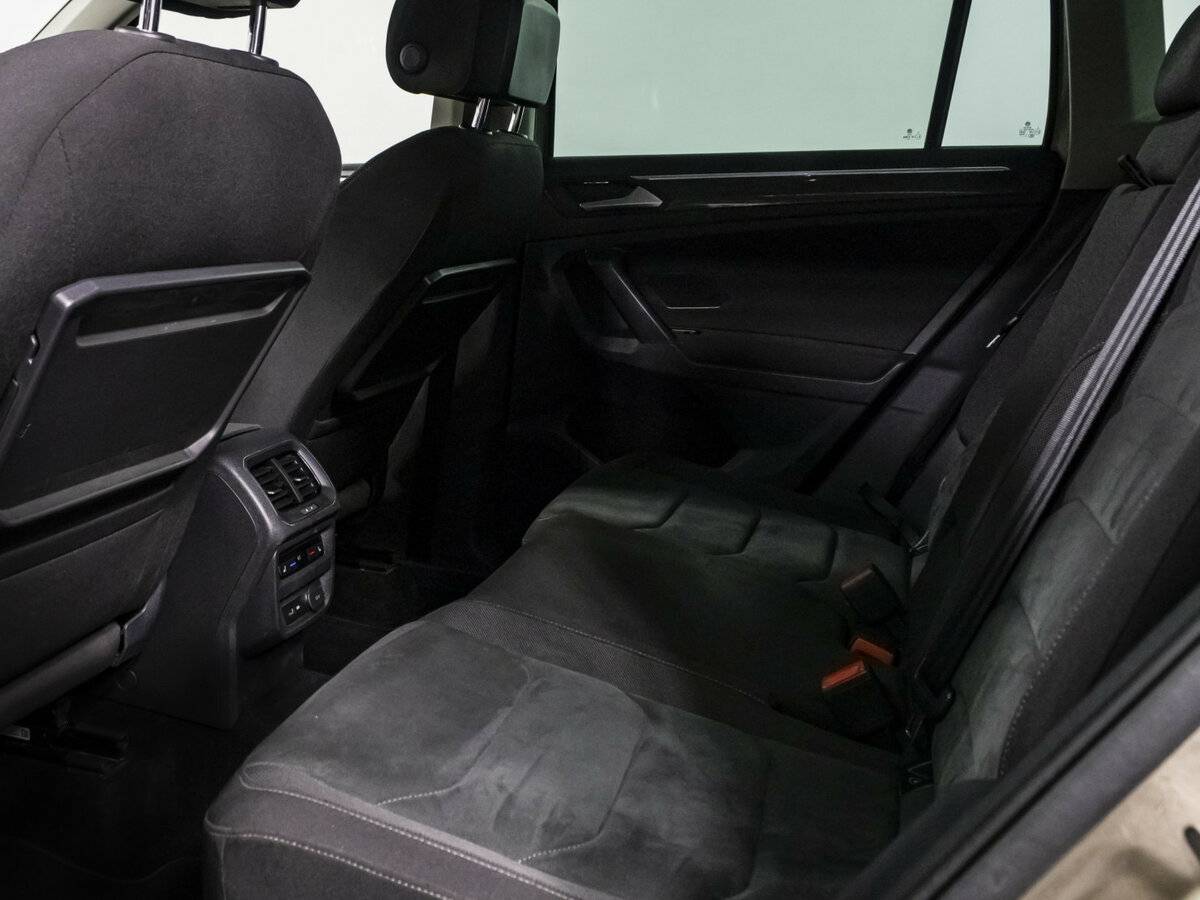 Купить Volkswagen Tiguan с пробегом. Фото: #7