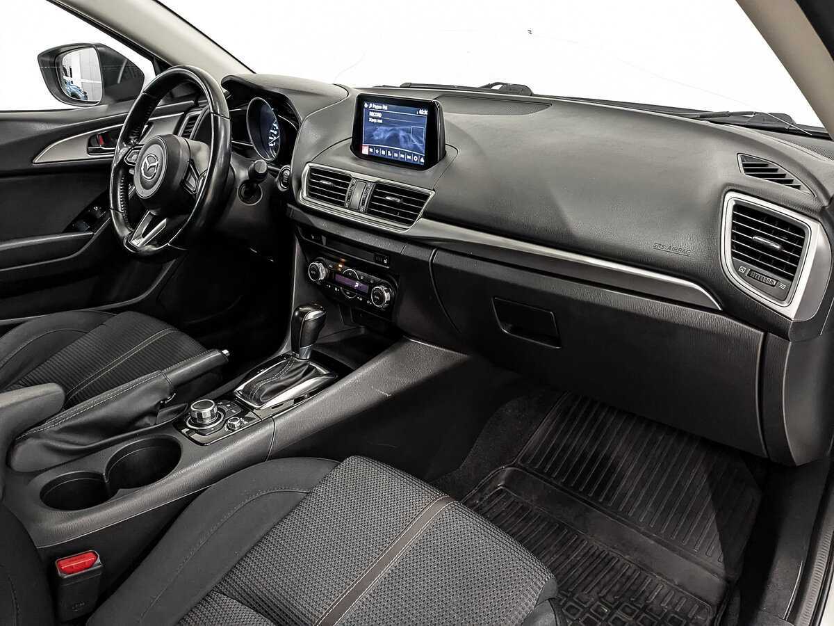 Купить Mazda 3 с пробегом. Фото: #10