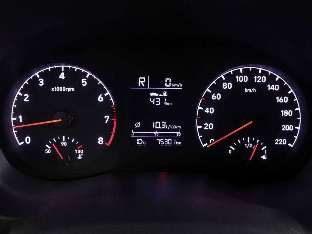 Купить Hyundai Solaris с пробегом. Фото: #9