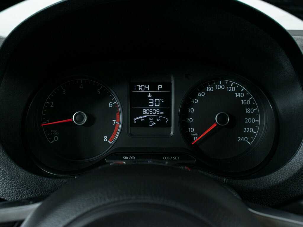 Купить Volkswagen Polo с пробегом. Фото: #10