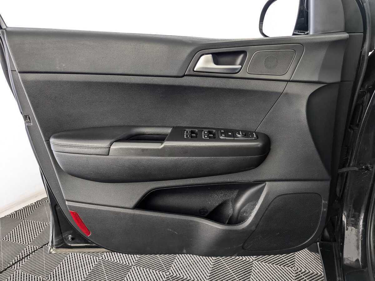 Купить Kia Sportage с пробегом. Фото: #14