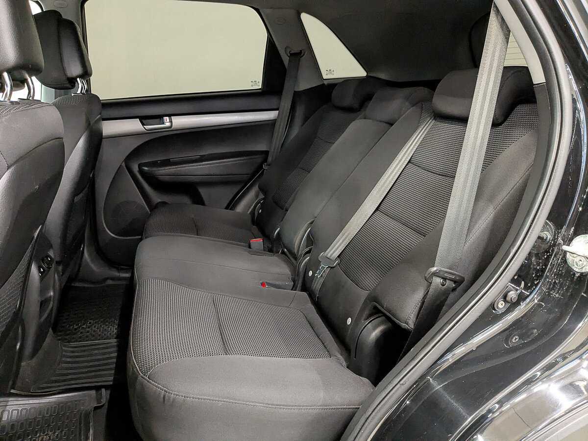 Купить Kia Sorento с пробегом. Фото: #17